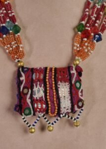 Kutch Glasswork Square Pendant Chain 6-1